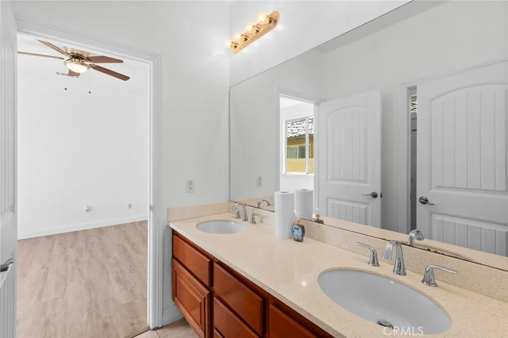 1254 Heritage Drive, Calimesa, California 92320 home-pic-26